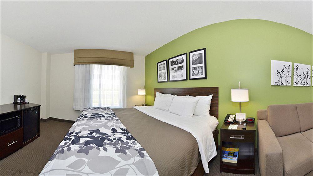 Sleep Inn & Suites Haysville Экстерьер фото